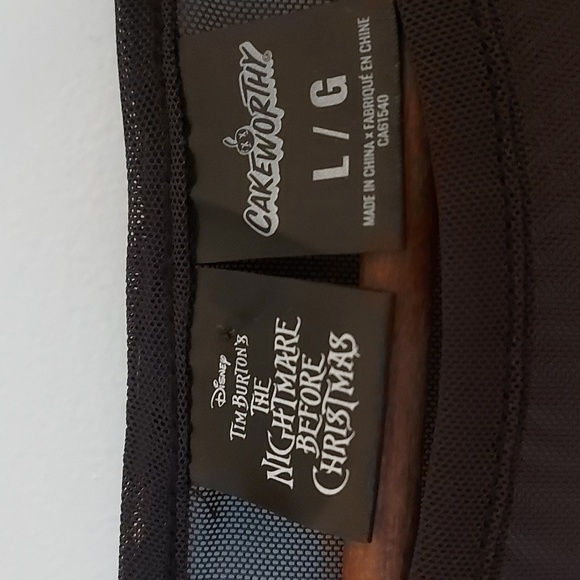 NWT Cakeworthy X Disney Nightmare Before Christmas Sheer Lettuce Hem Long Sleeve - Picture 5 of 9